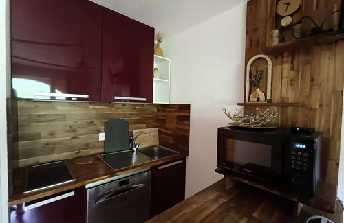 Montgenevre Apartment | Residence Ferme D'augustin - Building C - Fully renovated apartment - Wifi - Full South - On the slopes - Parking.