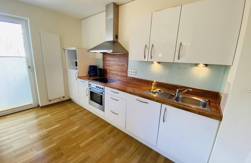 Warnemuende Apartment | Residence in the spa gardens, park view