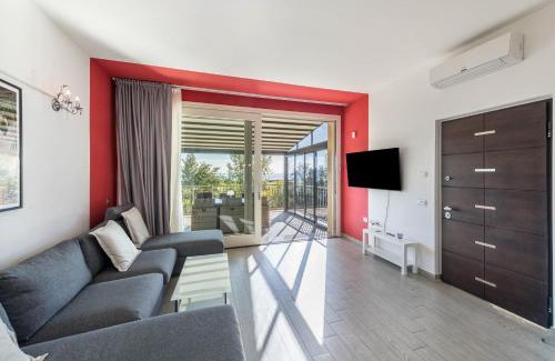 Pulciano Apartment | Residence Virgilio Red