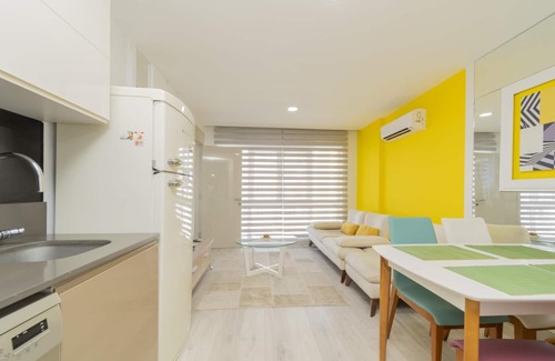 Kepez Apartment | Residence w Shared Pool 3 min to Mall of Antalya