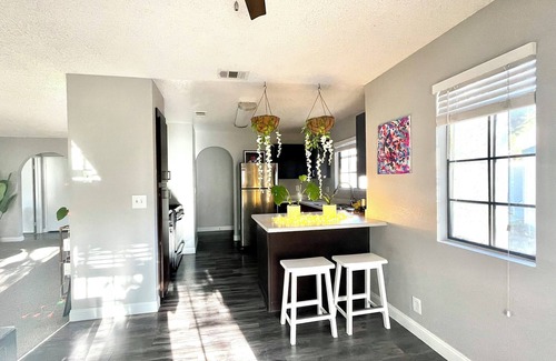 Green Valley North Apartment | Resort Community Modern Style apartment close to Las Vegas Strip !