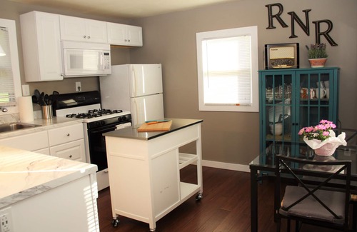 Ohiopyle Cottage | Rest, Relaxation, & Quick Access to Ohiopyle Await