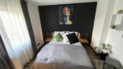 Karlovy Vary House | Restaurace Pyramida