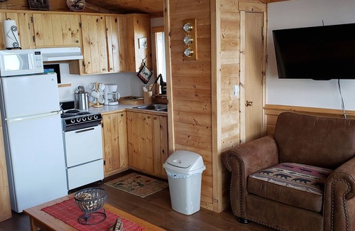 Lowell Point Cabin | Resurrection Lodge on the Bay