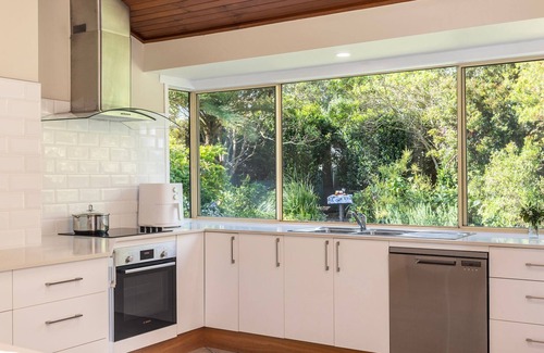 Fingal Bay House | Retreat on Pebble - walk to the beach, a large pet friendly family home