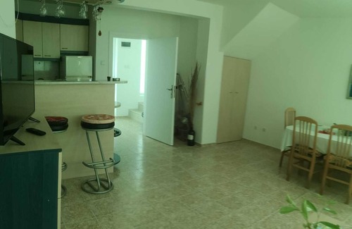 Sveti Vlas House | Retro house just 5 minutes from the beach and 5 minutes from the center