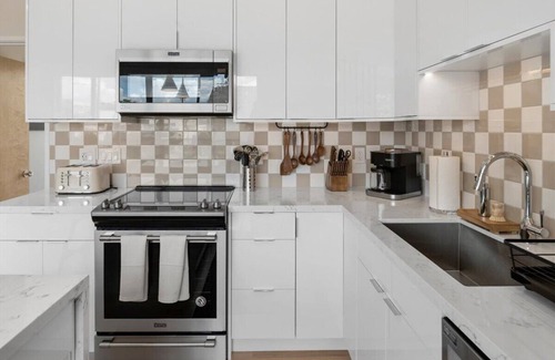 Reno House | Retro Reno Loft w Panoramic Views