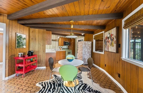 Mount Holly House | Retro Retreat w/Beaches, Pool + Tennis + Firepit