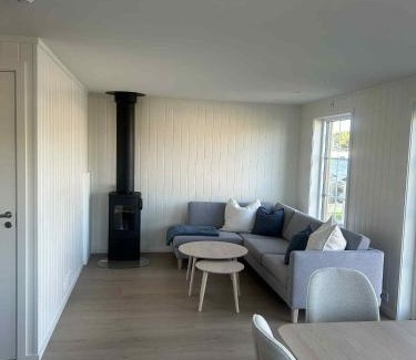 Flekkerøy House | Rett i sjøkanten