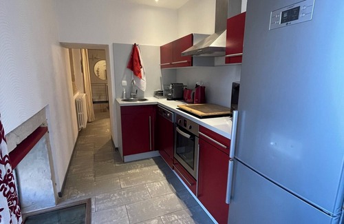 Old Town Apartment | Reversed duplex apartment in the historical center of Dijon