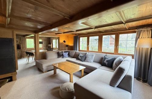 Linthal House | Revier Weggüetli