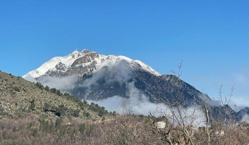 Levens Apartment | Rez de jardin, entre mer et montagne