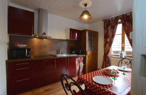 Ribeauville Apartment | RIBEAUVILLE city center - Gîte des Ménétriers, LE TOKAY - TripAlsace