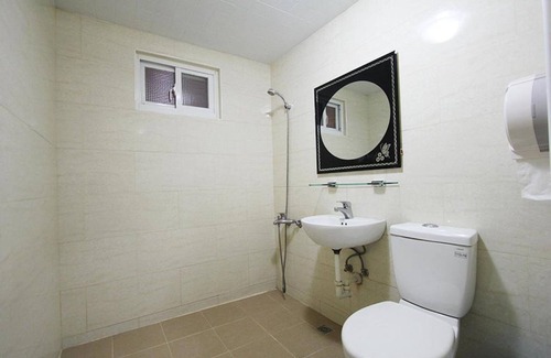 Big Beach Bed & Breakfast | Rich house