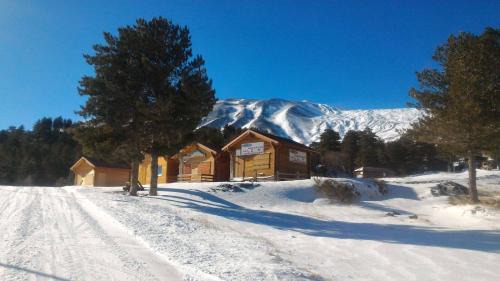 Linguaglossa Ski Chalet | Rifugio Il Ginepro dell'Etna