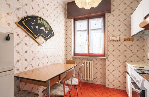 Cremeno Apartment | Rifugio nel verde - One Bedroom Apartment, Sleeps 4