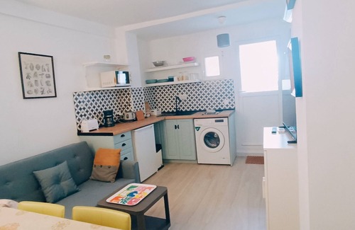 Playas del Palo Apartment | Right by the sea