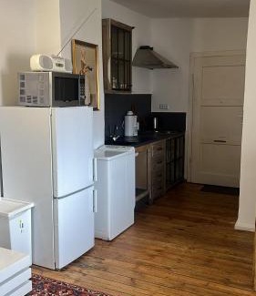 Lauchhammer Apartment | Rim Ferienwohnung in Lauchhammer mit Balkon