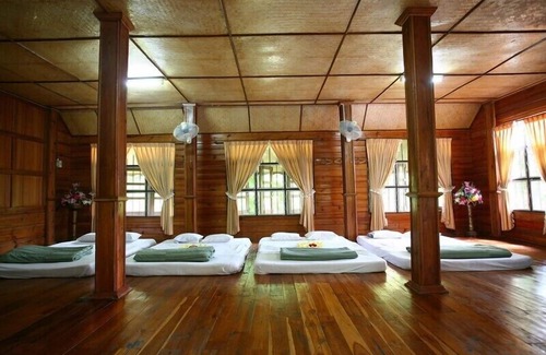 Mueang Ngai Hotel | Rimdoi Resort