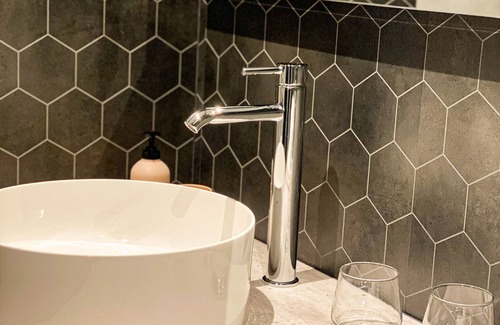 Klakksjorda Hotel | Ringstad Resort