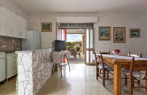 Punta Prosciutto Apartment | Riva del Conte by BarbarHouse