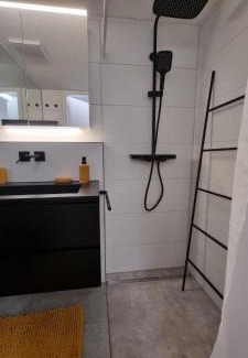 Steg Apartment | RIVA Design-Apartment - Stilvolles Studio für 2 Personen im Wallis