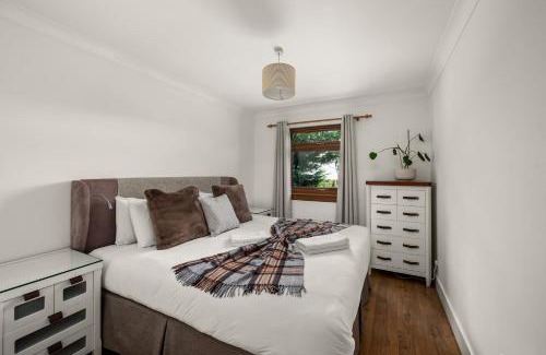 Rattray House | Rivendell - Cosy Countryside Retreat