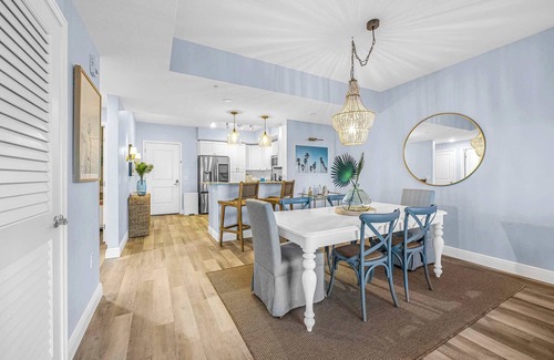 Merritt Island Condo | RIVER FLY IN: Sunshine Suite, Waterfront 2BR