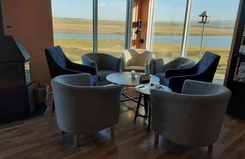 Braedratunga House | River House - with fantastic view to the White River in beautiful Flúðir