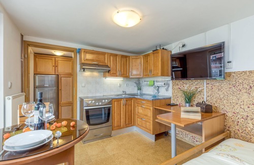 Metlika House | River View Suite Mlinar private beach, Metlika, Slovenia