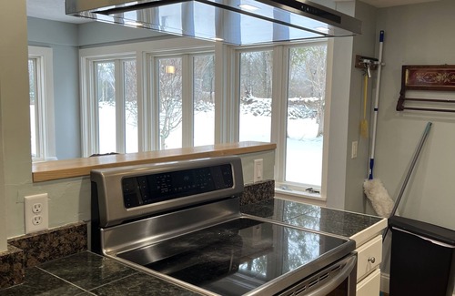 South Eliot House | River walk private woods perennial gardens patio and grill 4 bedrooms 2 bathroom