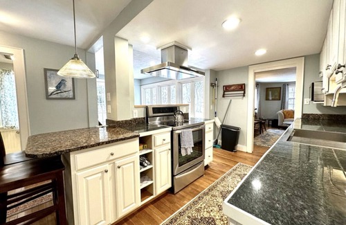 South Eliot House | River walk private woods perennial gardens patio and grill 4 bedrooms 2 bathroom