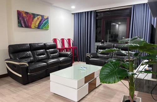 Kampung Surabaya Apartment | Riverbank Suite @ Waterfront KCH