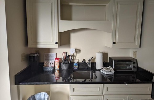 Edgecomb Apartment | Riverfront 2nd floor with balcony Sheepscot Harbour Vacation Club Studio #210