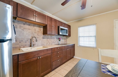 Edenton Condo | Riverfront Edenton Condo w/Porch & Boat Ramp!