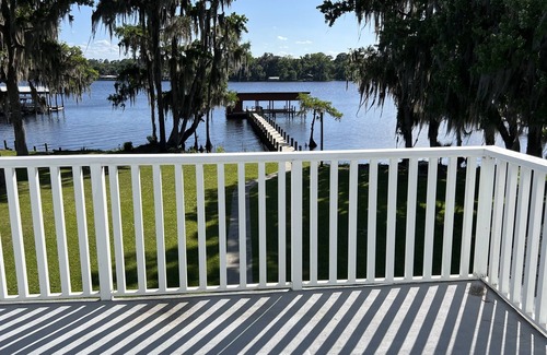 Georgetown House | Riverfront Home with Private Dock! Quick Boat Ride to the Springs!