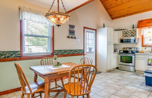 Peru Cabin | Riverfront Peru Cabin ~ 2 Mi to Lake Champlain!