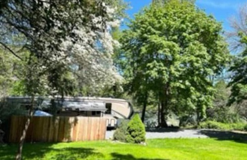 Grants Pass Bed & Breakfast | Riverlife