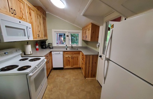 Blue River Cabin | RiverPeace on the McKenzie