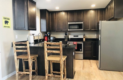 Grants Pass House | Riverside Cabin 6