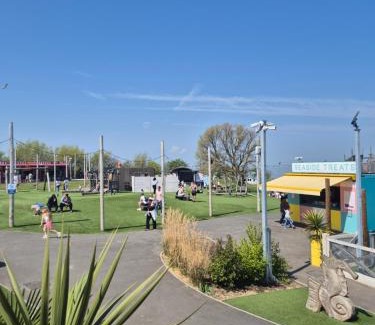 Isle of Grain Apartment | Riverside Caravan Hire, Haven Kent Coast