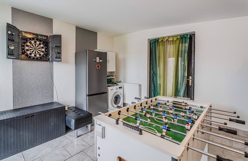 Karlovac House | Riverside House with Pool and Hot Tub, Karlovac, Croatia