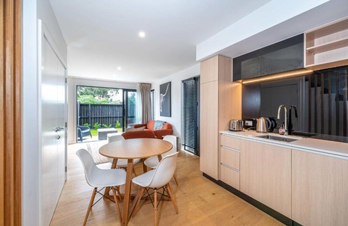 Albert Town House | Riverside Lodge - Two Bedroom Townhouse