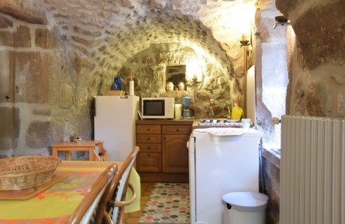 La Souche House | Riverside Retreat in La Souche