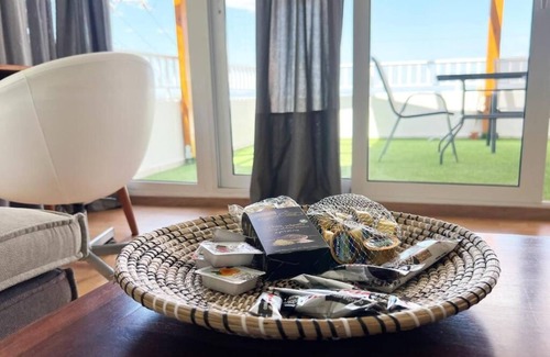 Vouliagmeni Apartment | Riviera View