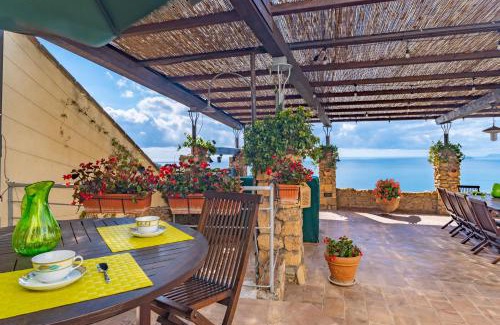 Borgio Verezzi Villa | RivieraRent Villa L'Orizzonte