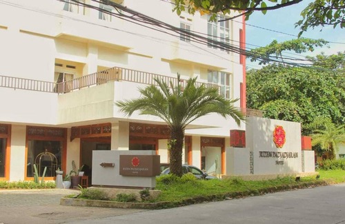 Bogor Timur Hotel | Rizen Padjadjaran Hotel