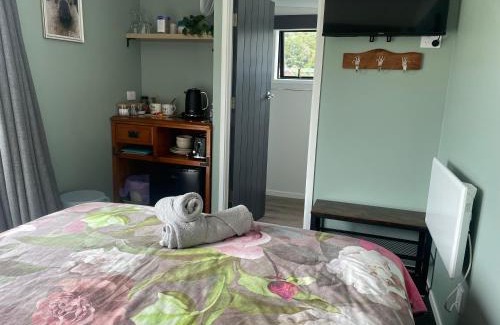 Greymouth Cabin | Robbies Hut