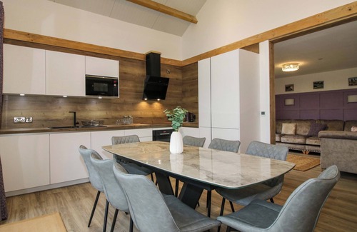 Kingswood Cottage | ROBIN GOCH, pet friendly, character holiday cottage in Garthmyl