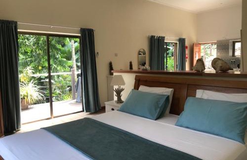 Mahe Island Apartment | Rock and Palm Lodge Self catering appartment